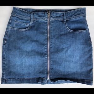 Zip up Jean Skirt